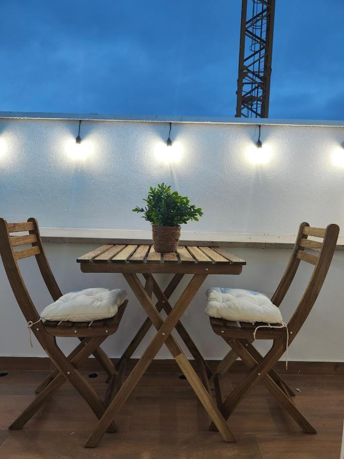 Wood Essence Apartment - Cozy Balcony Коимбра Екстериор снимка