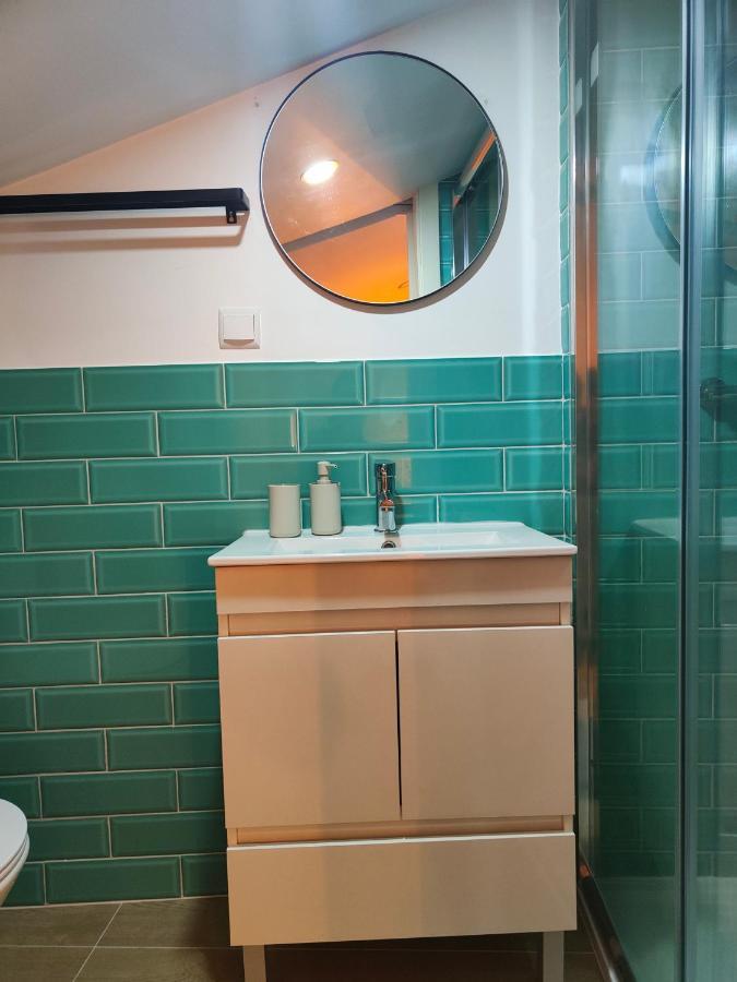 Wood Essence Apartment - Cozy Balcony Коимбра Екстериор снимка